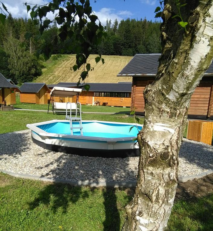 Chaty Na Malajce Karlovice  エクステリア 写真